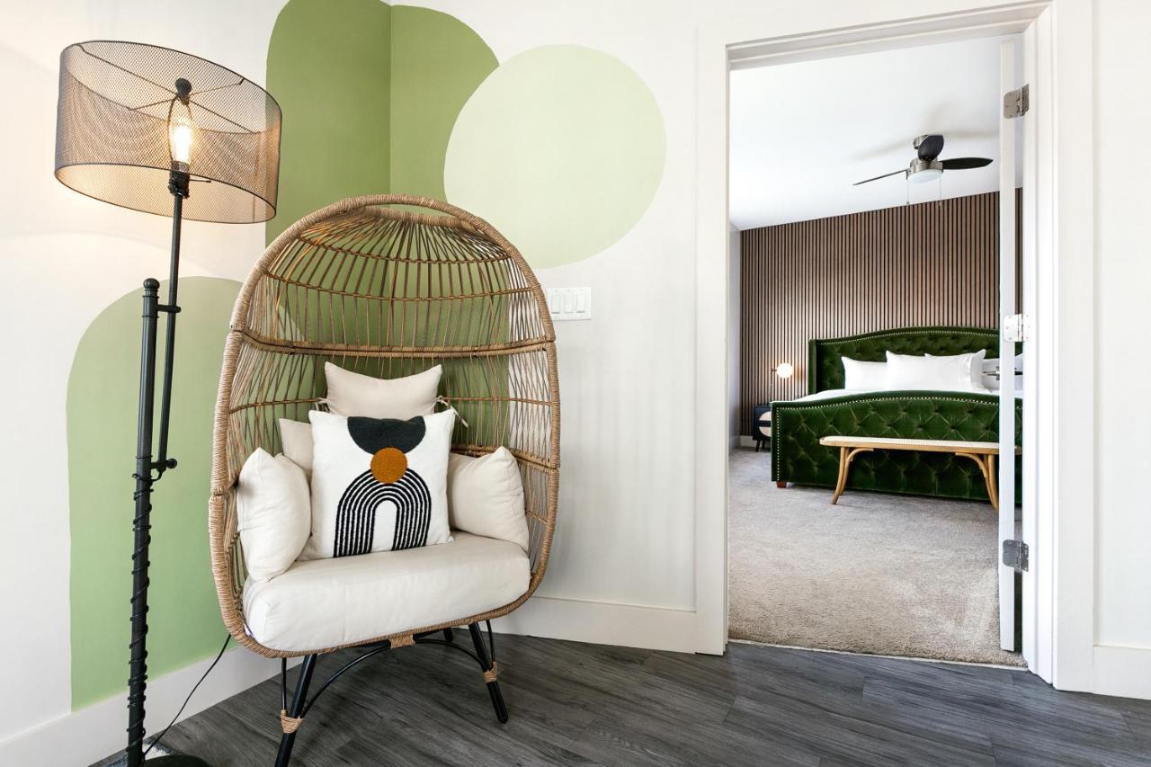 Luxury 2-Bedroom Condo Steps Away From The French Quarter 뉴올리언스 외부 사진