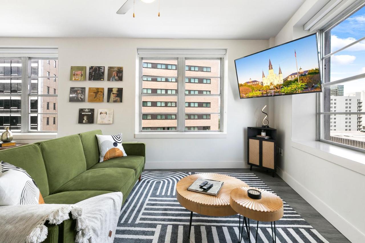 Luxury 2-Bedroom Condo Steps Away From The French Quarter 뉴올리언스 외부 사진