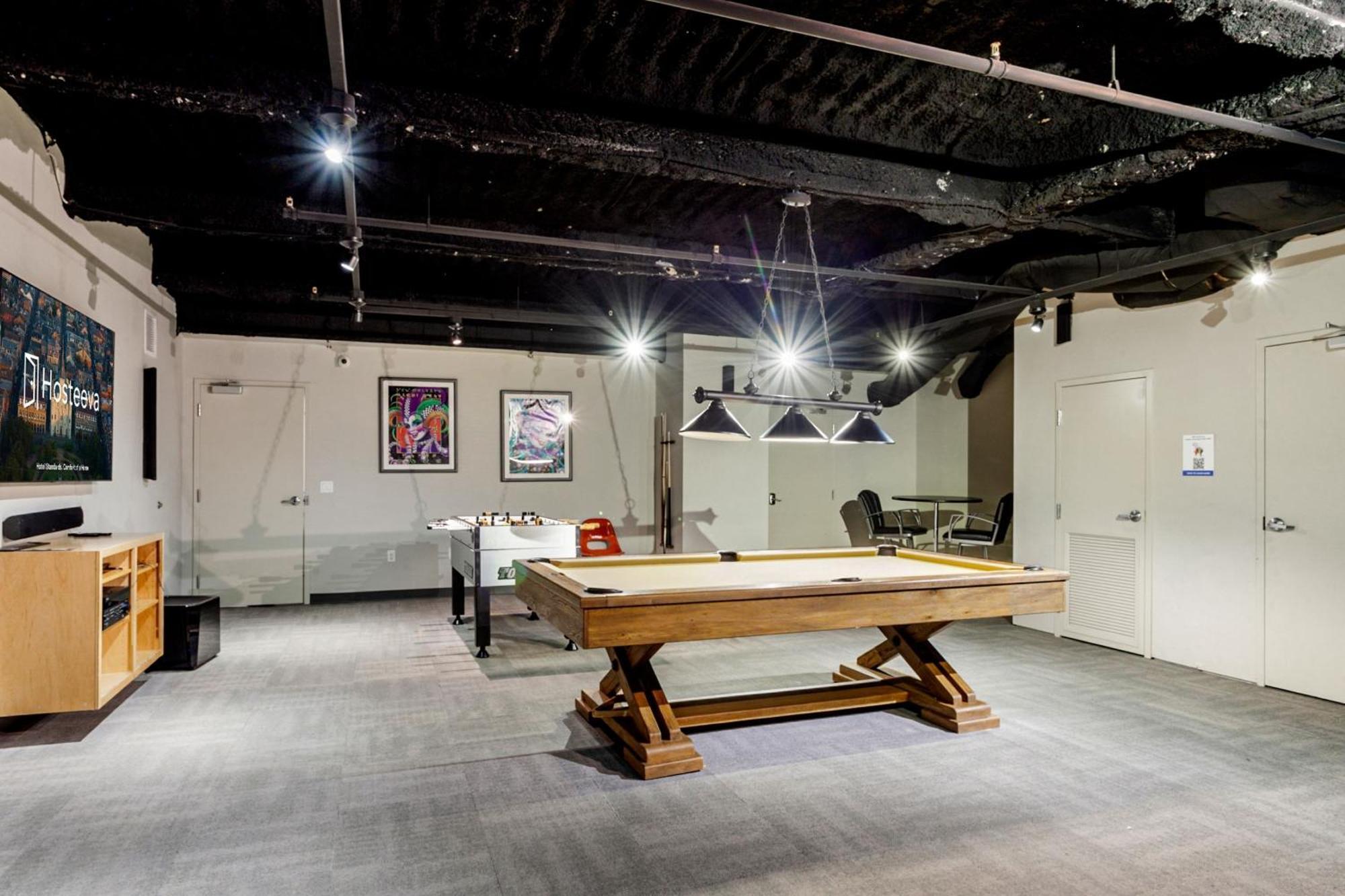 Luxury 2-Bedroom Condo Steps Away From The French Quarter 뉴올리언스 외부 사진