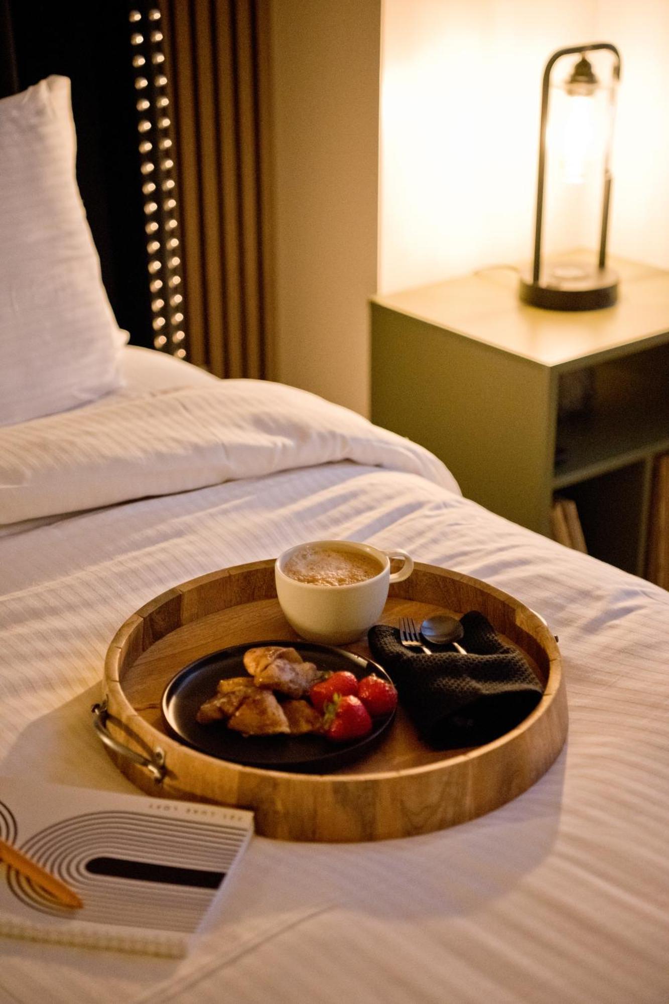 Luxury 2-Bedroom Condo Steps Away From The French Quarter 뉴올리언스 외부 사진