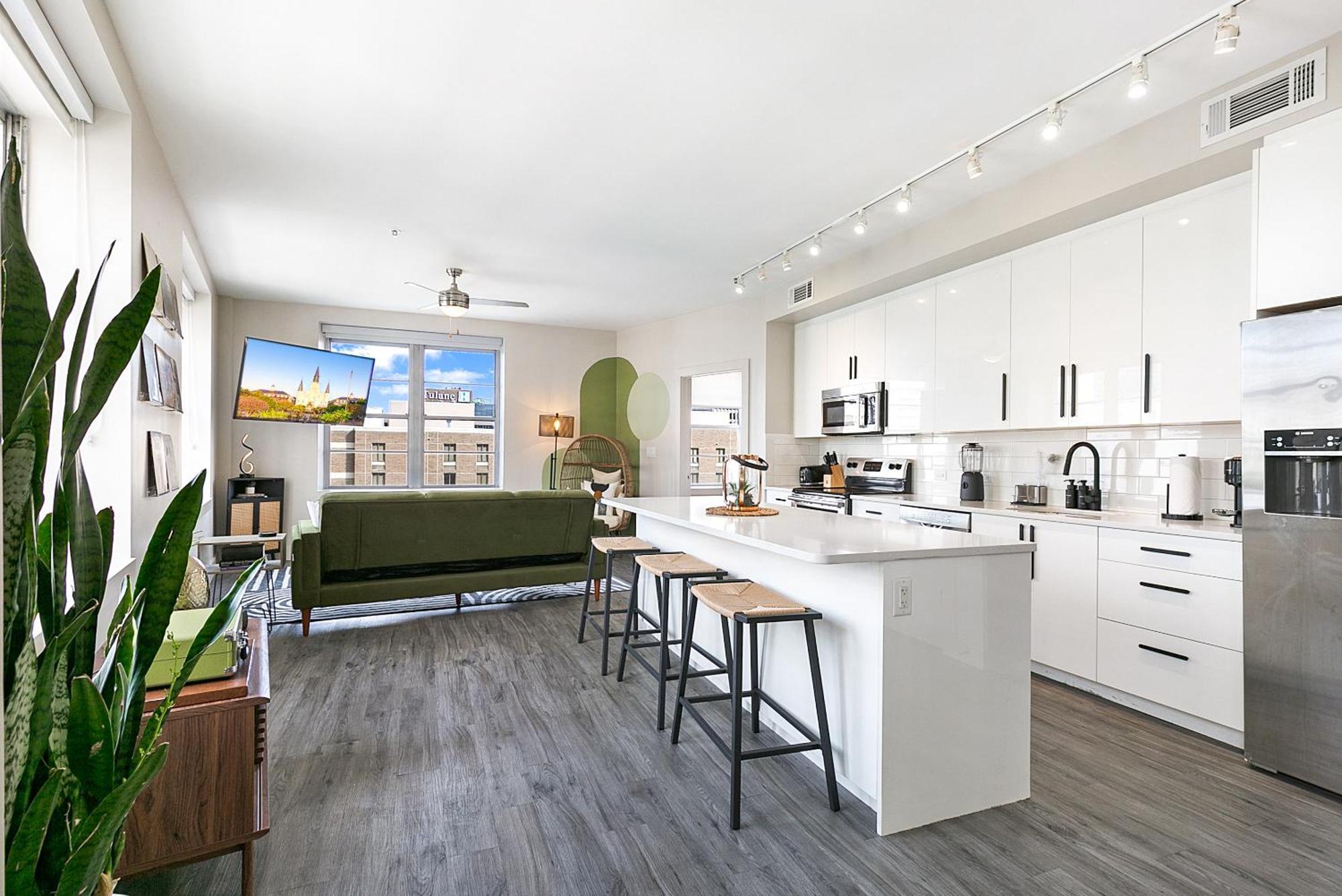 Luxury 2-Bedroom Condo Steps Away From The French Quarter 뉴올리언스 외부 사진